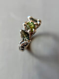 Abstract Green Sapphire Sterling Silver Ring Size 6.25