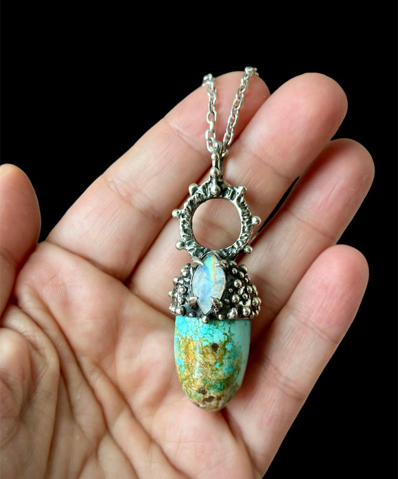 Los Cerrillos Turquoise/ Rainbow Moonstone Sterling Silver Necklace